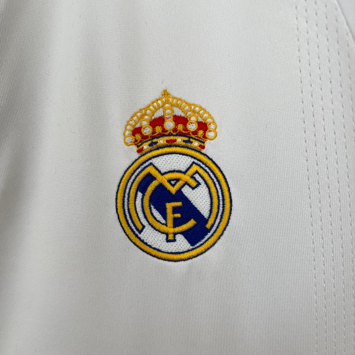 Camiseta Real Madrid Local Retro 2003/04