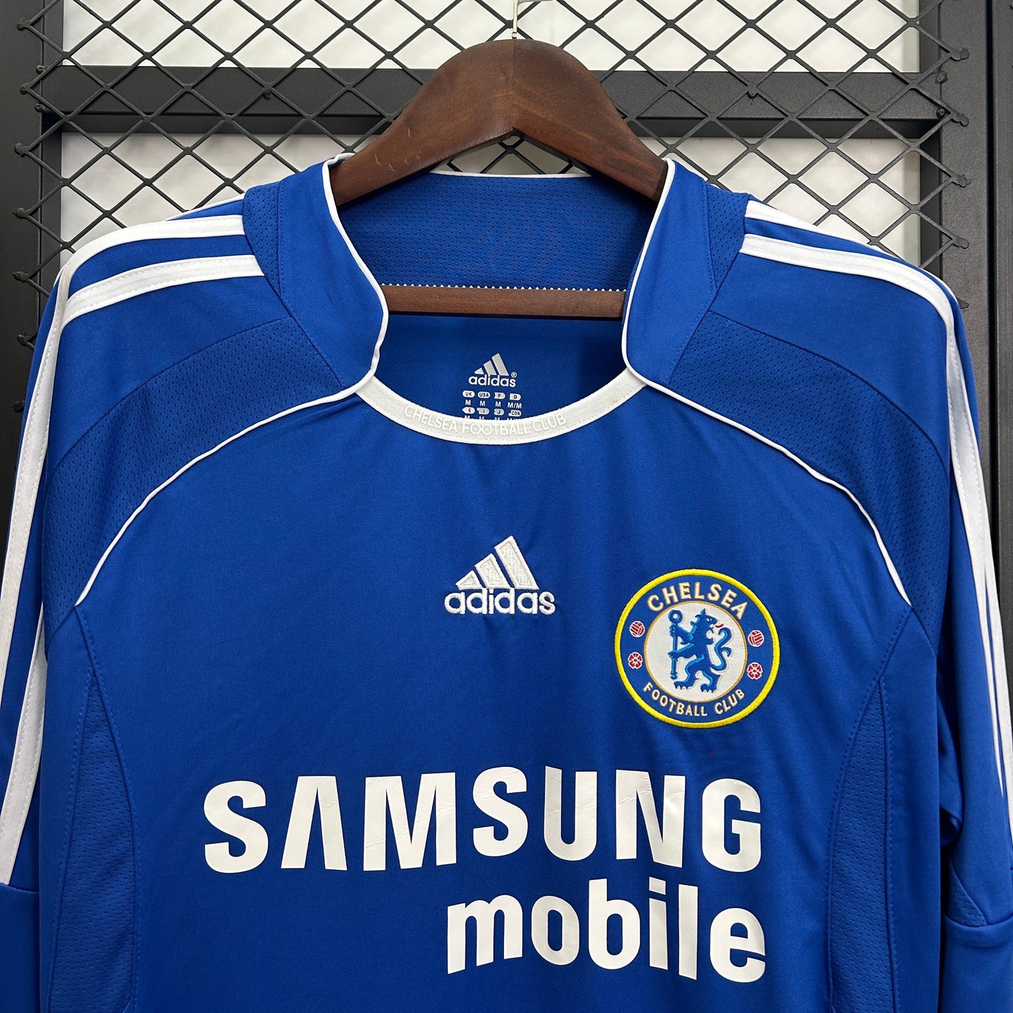 Camiseta Chelsea Manga Larga Local Retro 2006/07 Versión Fan