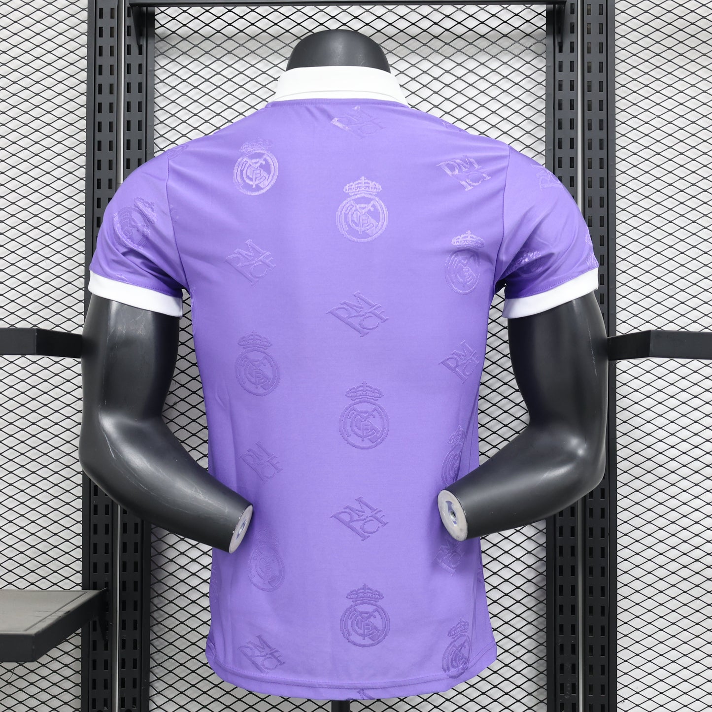 Real Madrid Polo Morada 2025/26 Versión Jugador