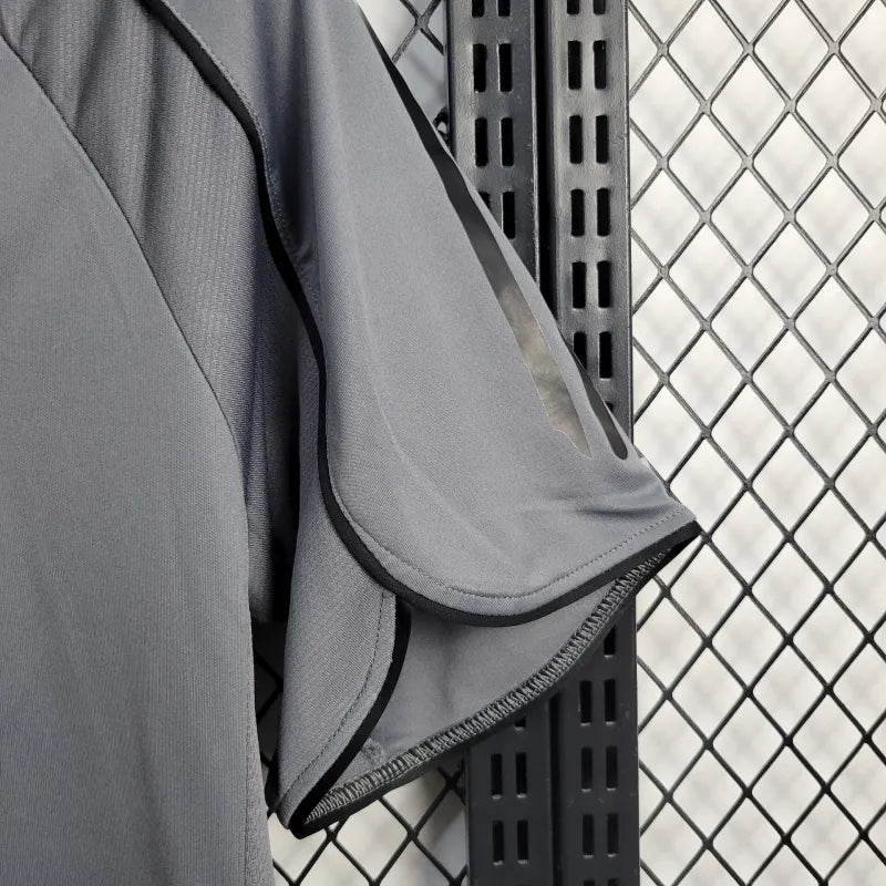 Camiseta Real Madrid Tercera Retro 2005/06