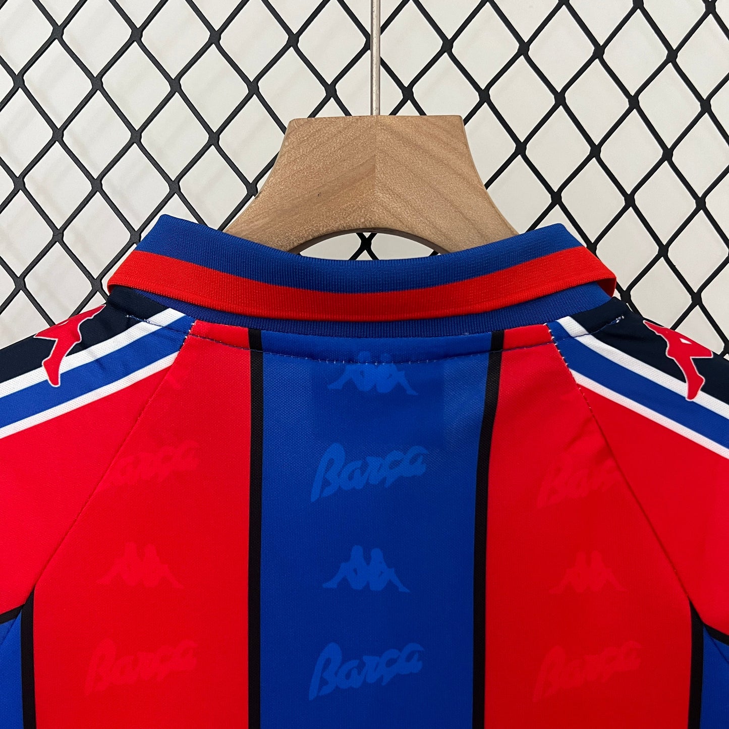 Conjunto niños Barcelona Local 1995/97 | Retro