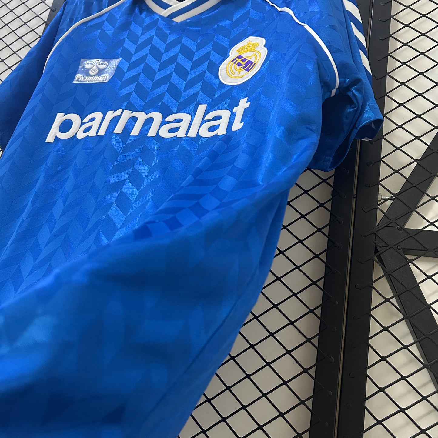 Camiseta Real Madrid Visita Retro 1988 Versión Fan