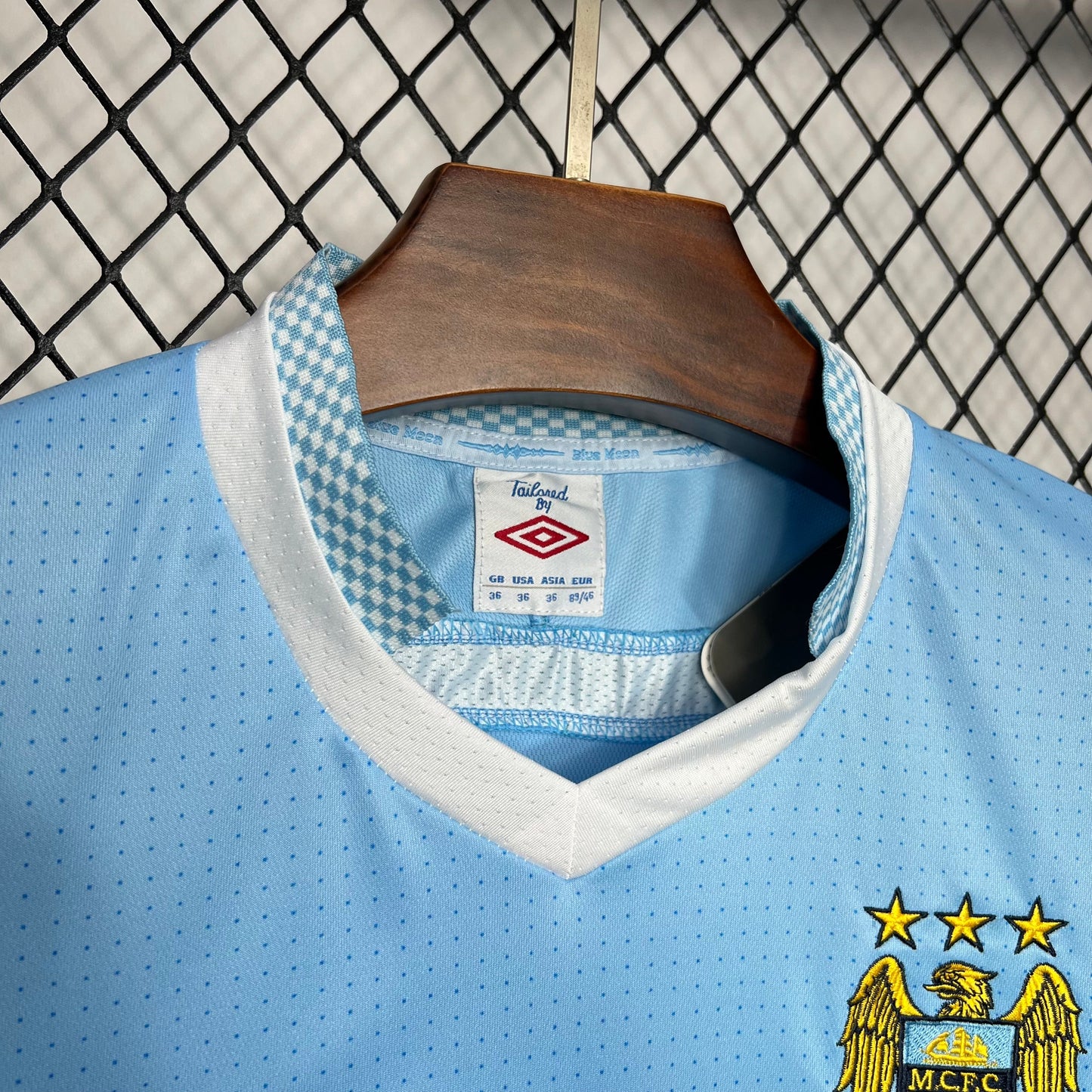 Camiseta Manchester City Local Retro 2011/12