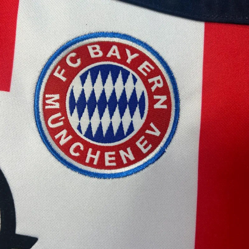 Camiseta Bayern Munich Visita Retro 2000/02 Versión Fan