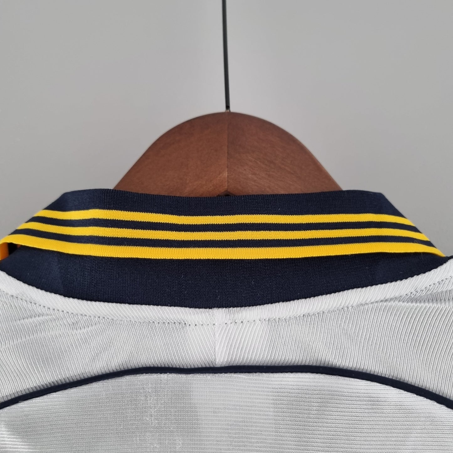 Camiseta Real Madrid Local Retro 2000