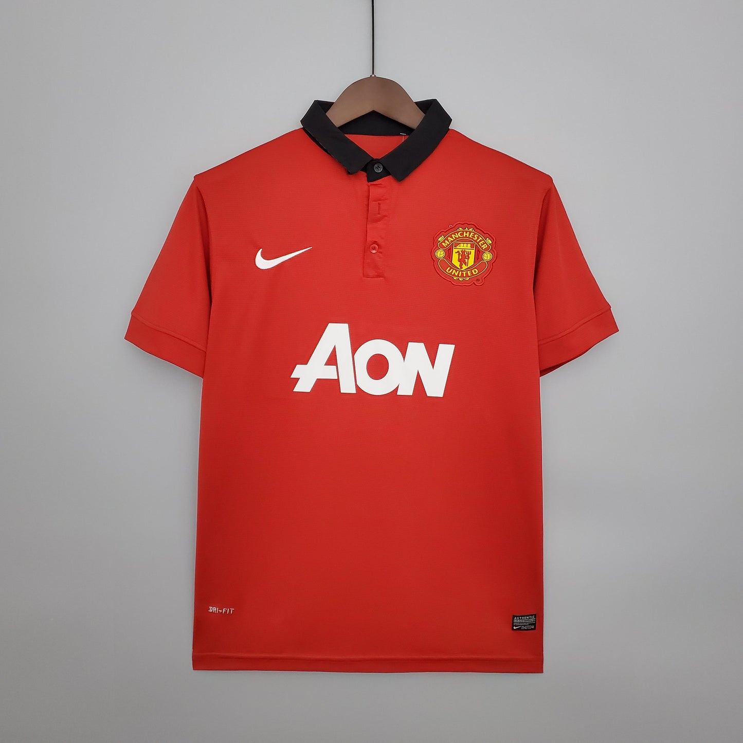 Manchester United 13/14 Local | Retro