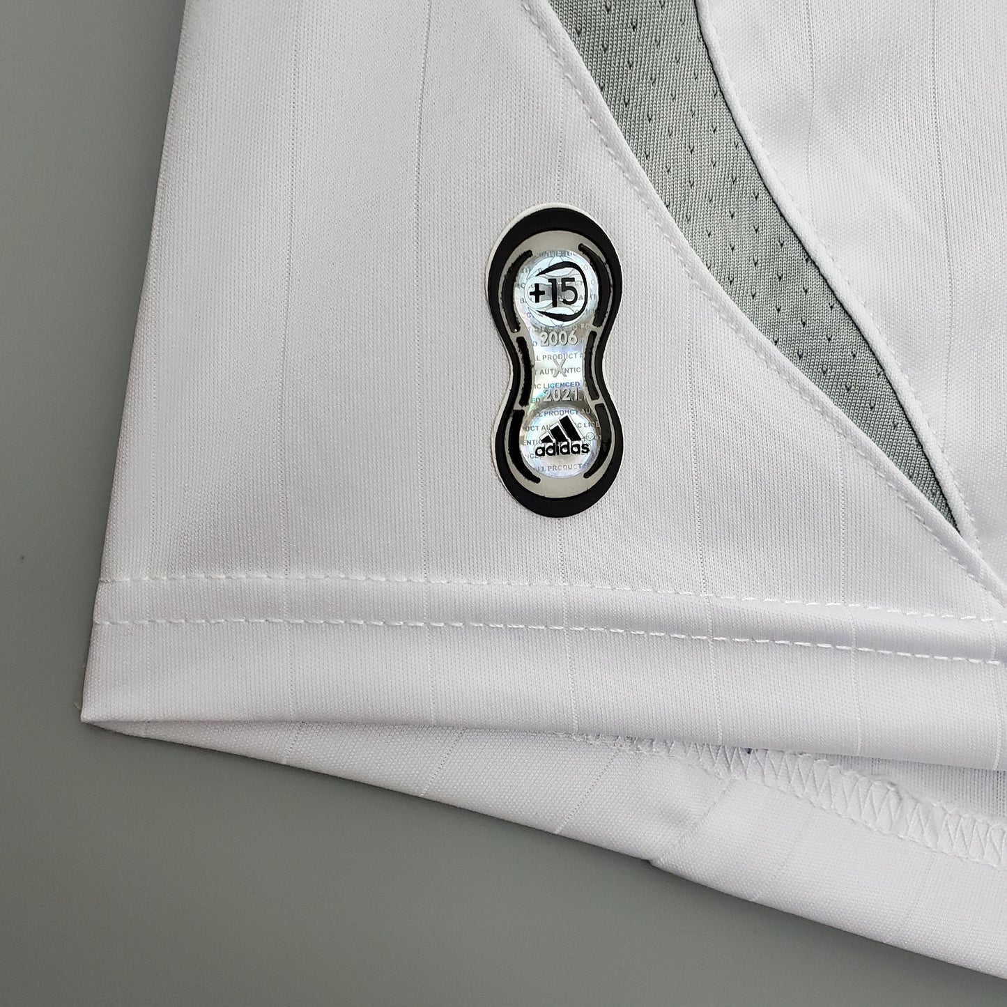 Camiseta Real Madrid Local "Teamgeist" Series Retro 2006/07