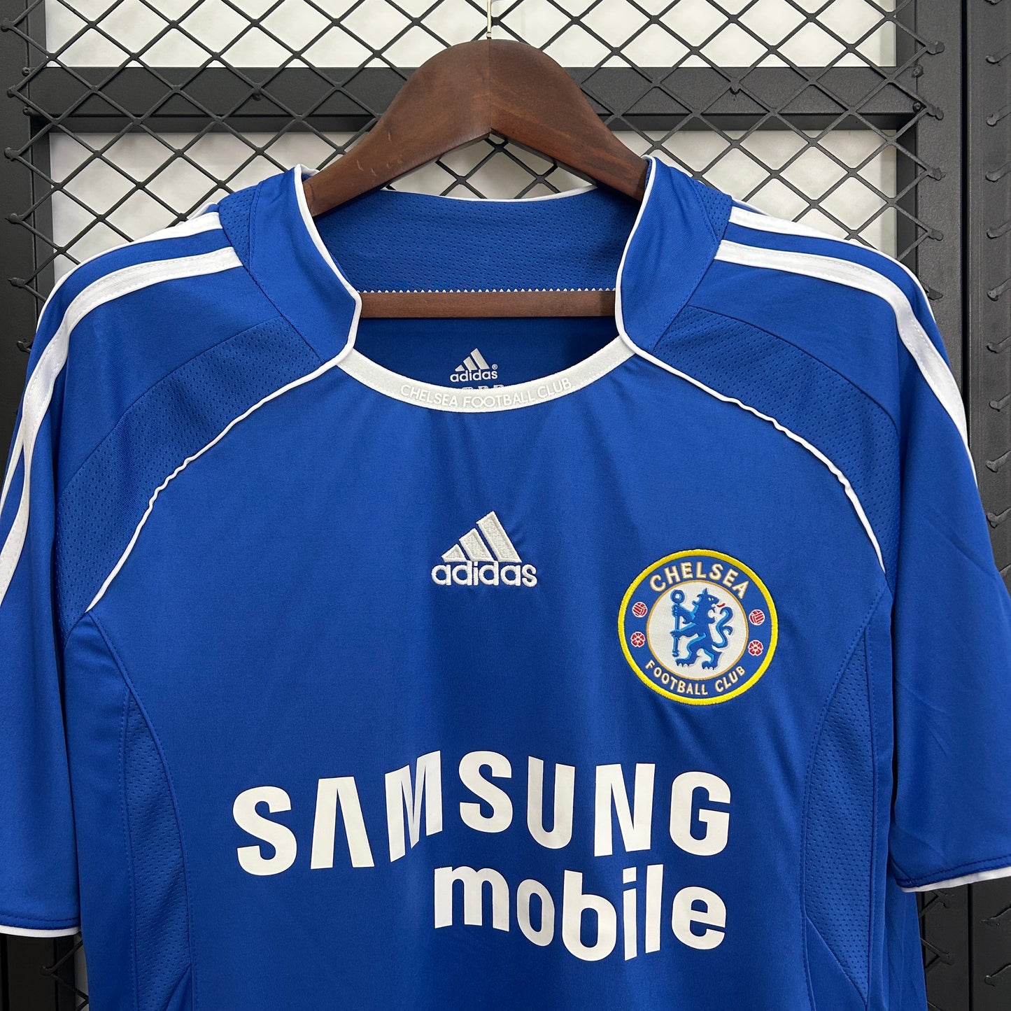 Camiseta Chelsea Retro Local 2006/07 Versión Fan