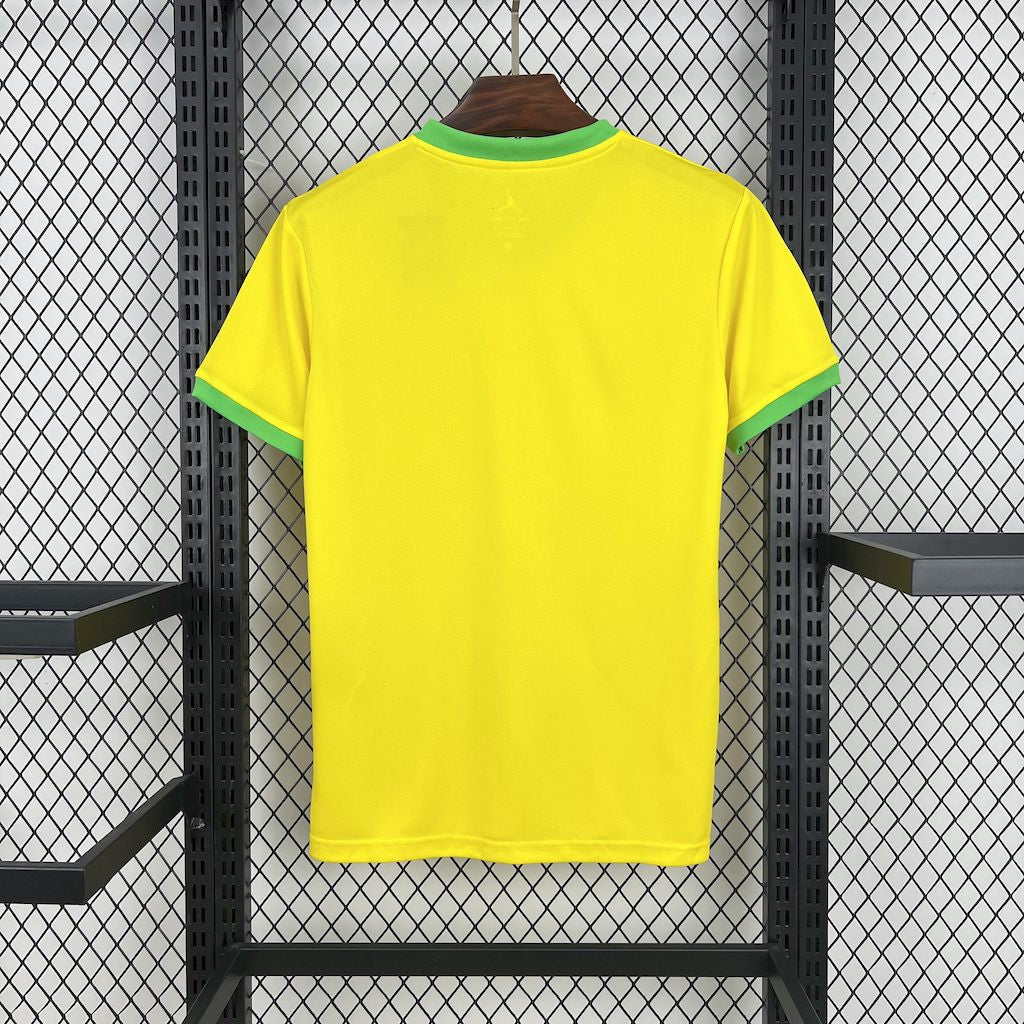 Camiseta Brasil "Jordan Amarillo" 2025/26 Versión Fan