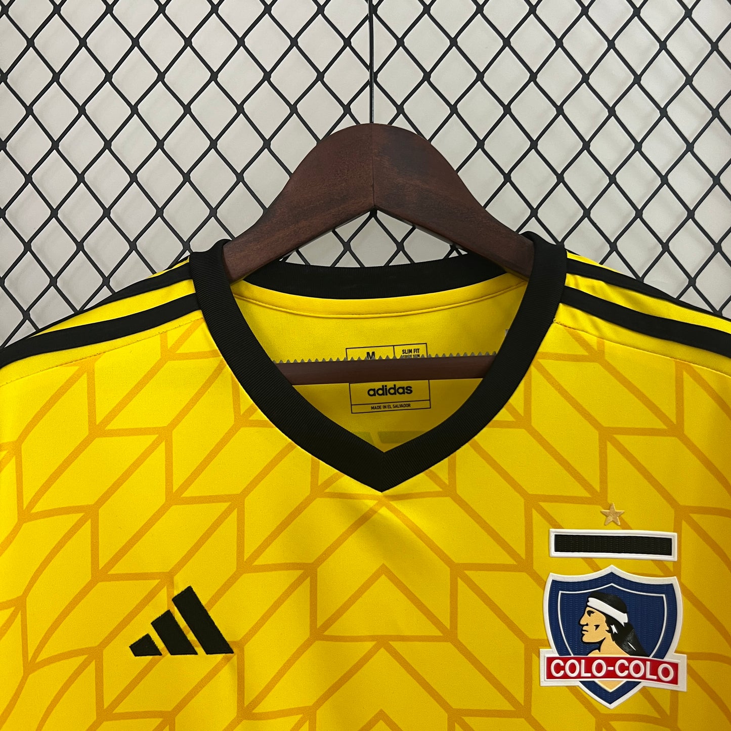 Camiseta Colo Colo Arquero 2024 | Versión fan