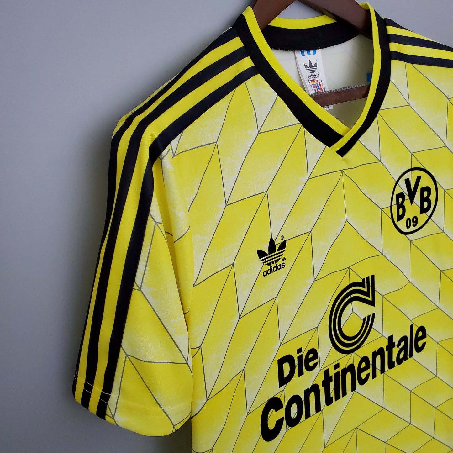 Dortmund 1988 Local | Retro