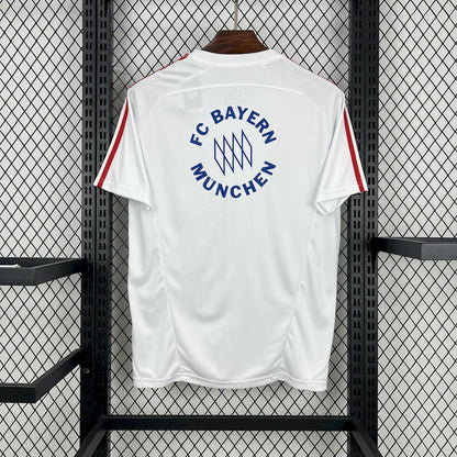 Camiseta Bayern Munich Entrenamiento 2025/26 Versión Fan