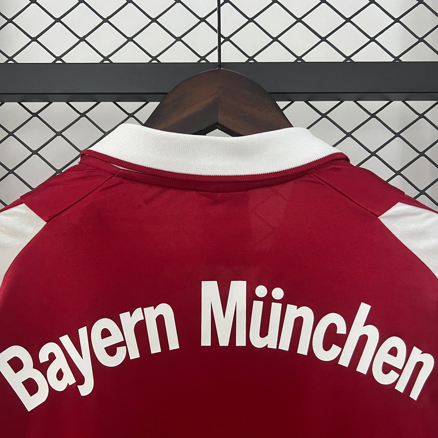 Camiseta Bayern Munich Local Retro 2003/04 Versión Fan