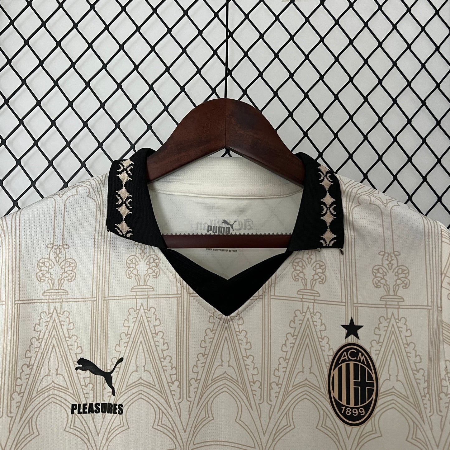 Camiseta AC Milan Pleasure Edition Beige 2024/25 | Versión fan