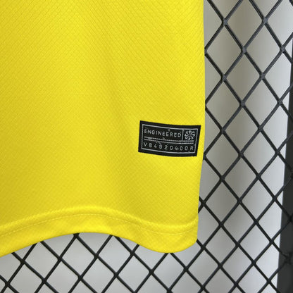 Camiseta Brasil "Jordan Amarillo" 2025/26 Versión Fan