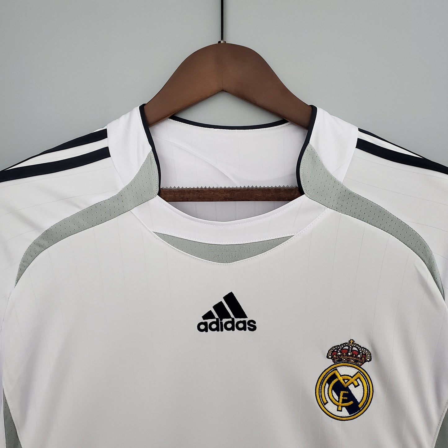 Camiseta Real Madrid Local "Teamgeist" Series Retro 2006/07
