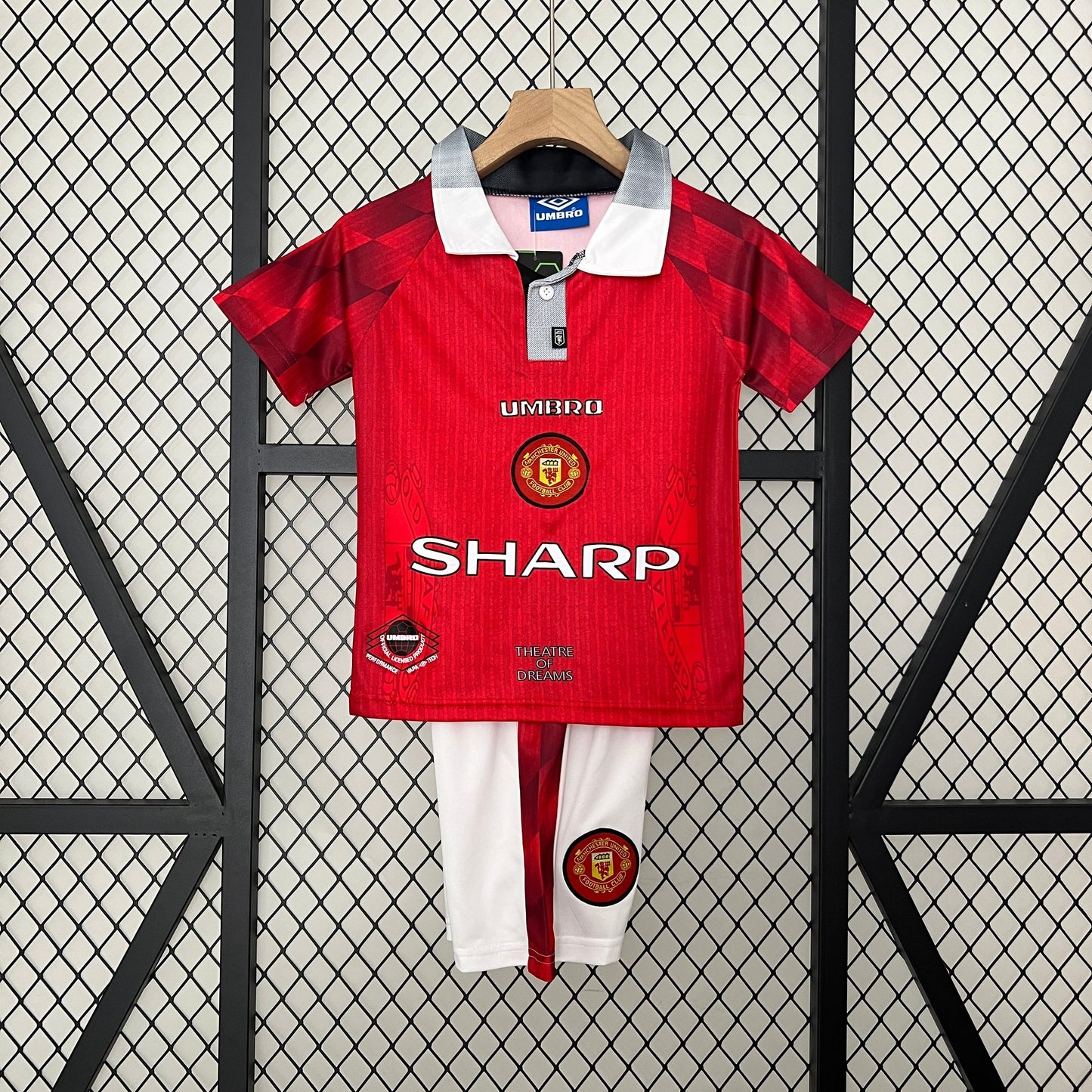 Conjunto niños Manchester United Local 1997/98 | Retro