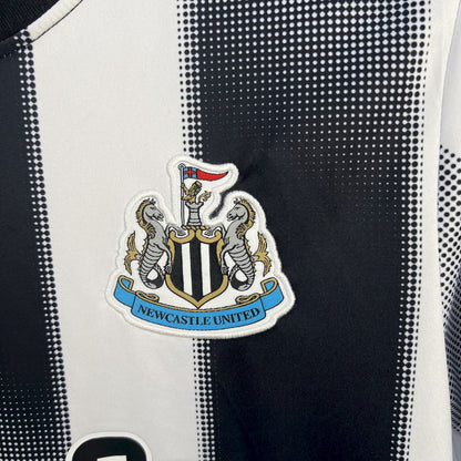 Newcastle United Local 2025/26 Versión Fan