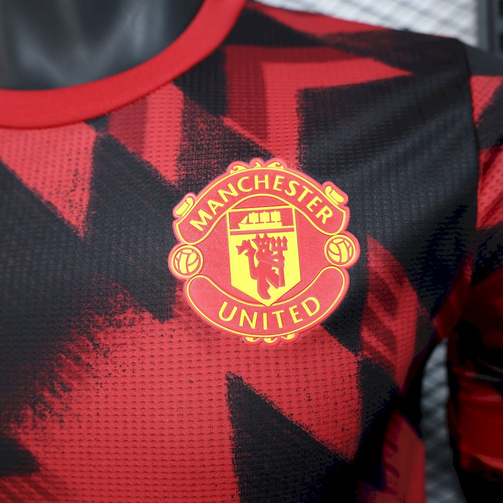Camiseta Manchester United Pre-Partido 2025/26 Versión Jugador