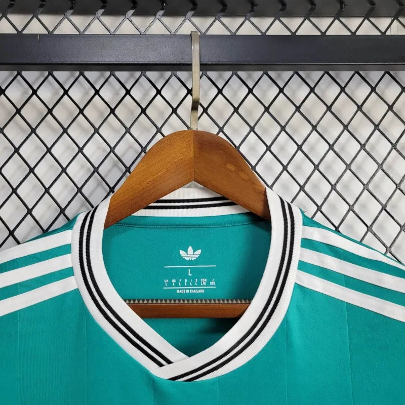 Camiseta Liverpool Tercera 2025/26 Versión Fan