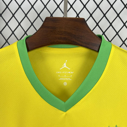 Camiseta Brasil "Jordan Amarillo" 2025/26 Versión Fan