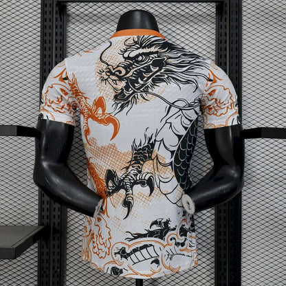 Real Madrid Dragón Negro y Blanco 2025/26 Versión Jugador