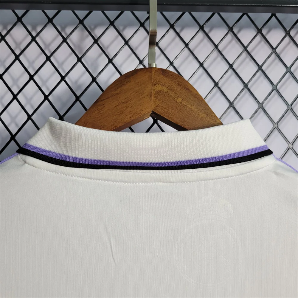 Camiseta Real Madrid Local 2022/23 Versión Fan