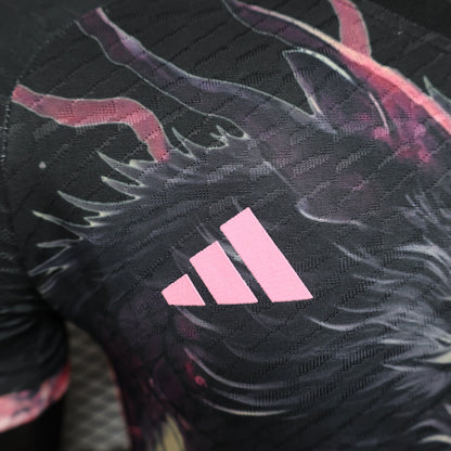 Camiseta Japón "Edición Especial Negra y Rosada" 2024 Versión Jugador