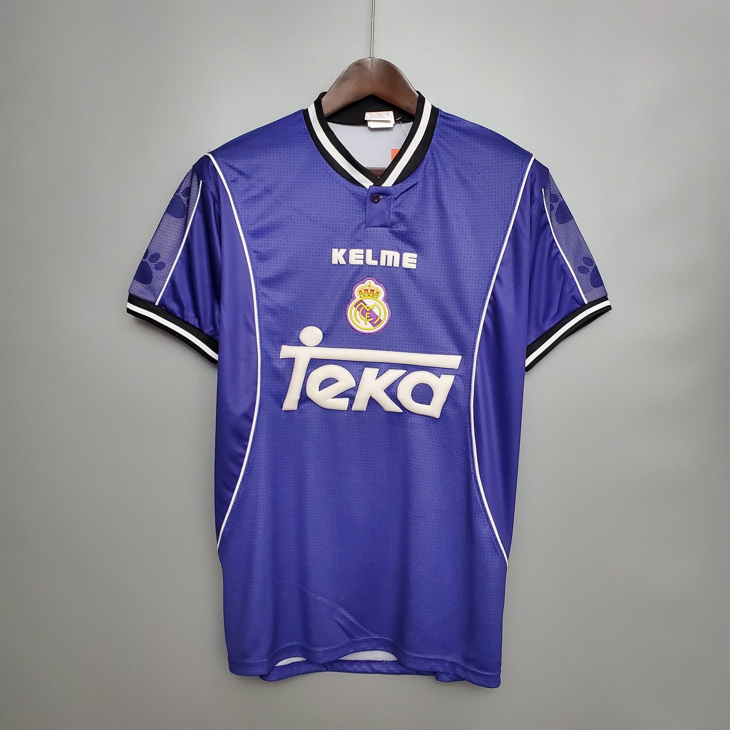 Camiseta Real Madrid Visita Retro 1997/98