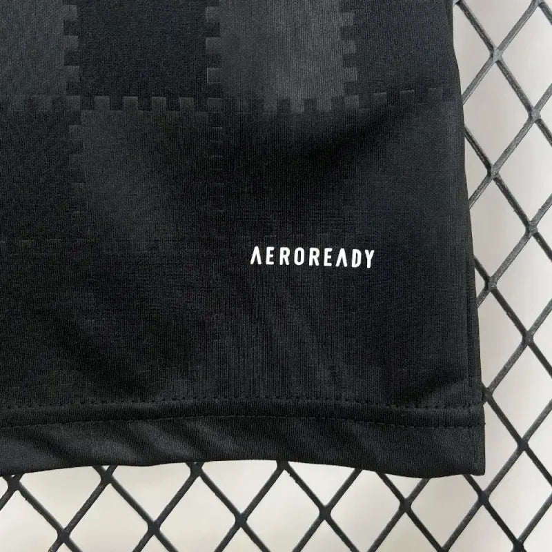 Camiseta Bayern Munich Negra 2025/26 Versión Fan