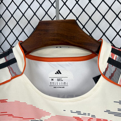 Camiseta Bayern Munich Visita 2025/26 Versión Fan