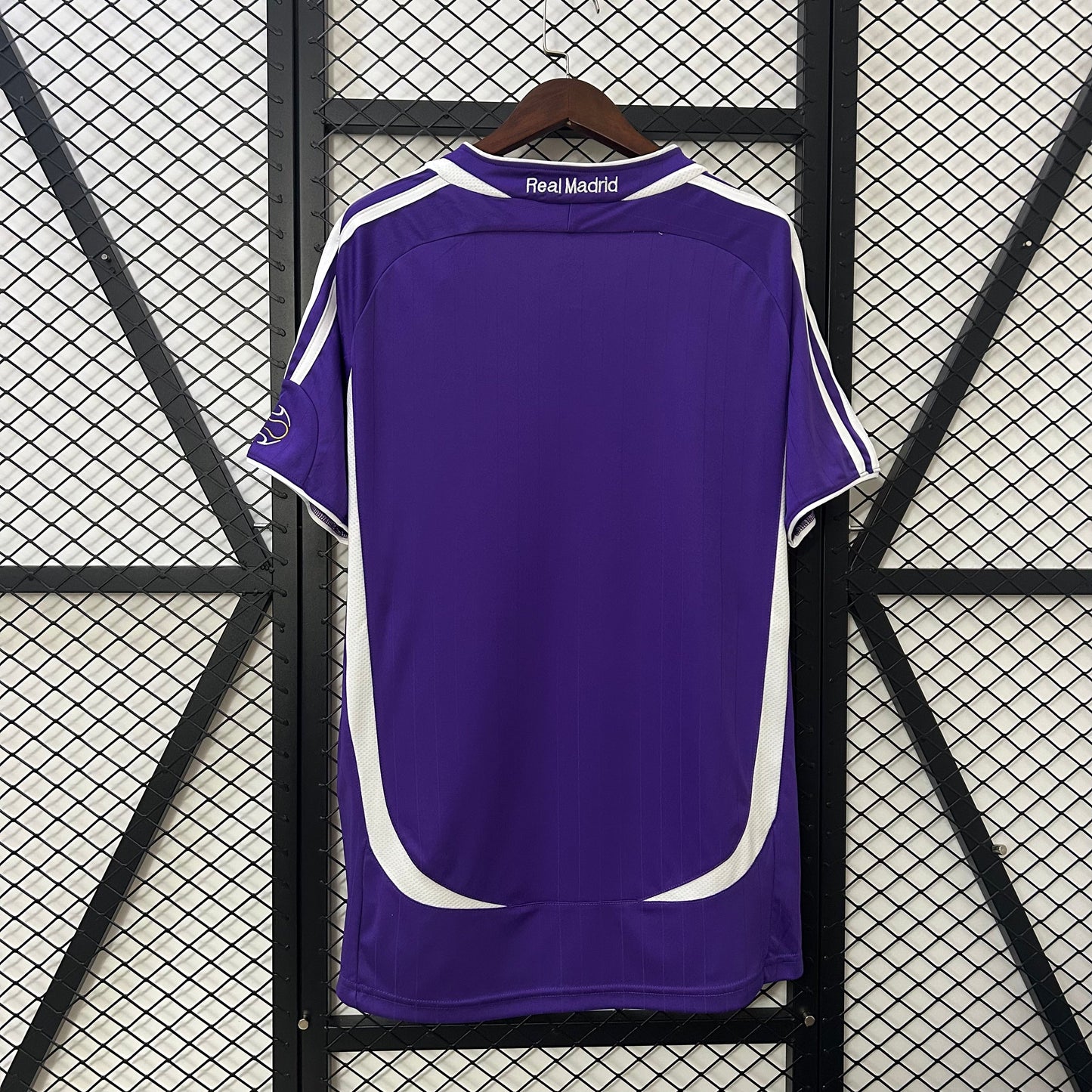 Camiseta Real Madrid Tercera Retro 2006/07 Versión Fan