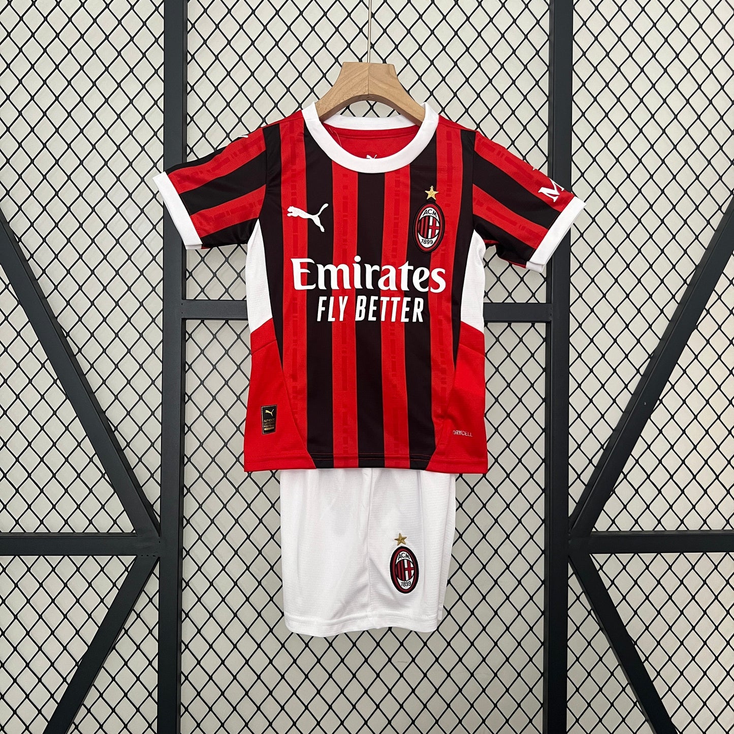 Conjunto niños Ac Milan Local 2024/25