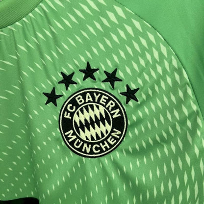 Camiseta Bayern Munich Portero Verde 2025/26 Versión Fan