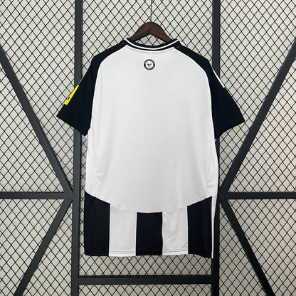 Camiseta Newcastle Local 2024-25 | Versión fan