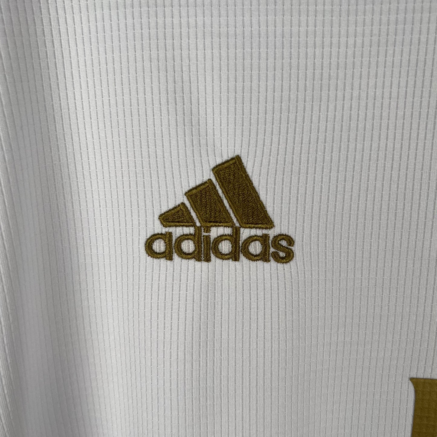 Real Madrid Local Manga Larga Retro 2019/20