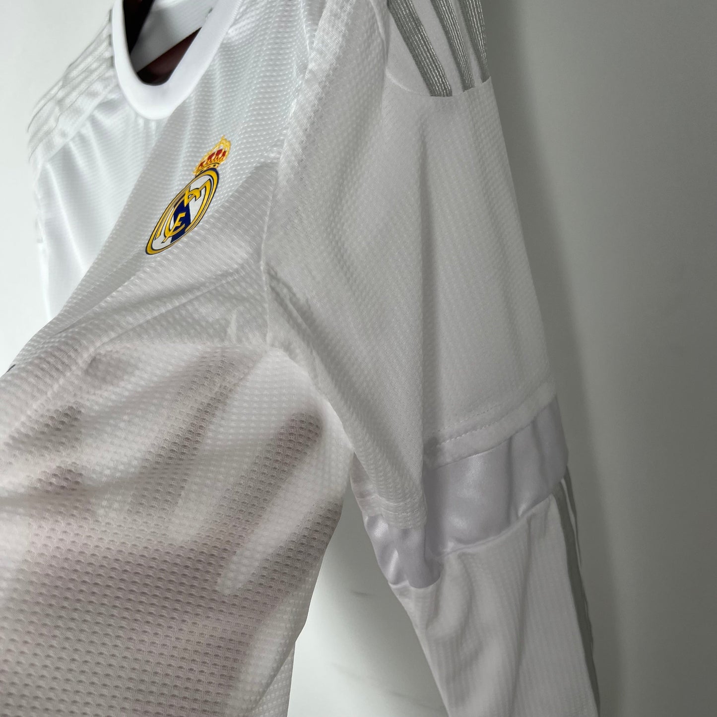 Camiseta Real Madrid Local Manga Larga Retro 2015/16