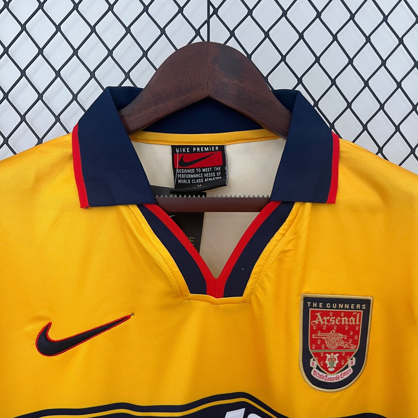 Camiseta Arsenal Visita 1997/99 | Retro