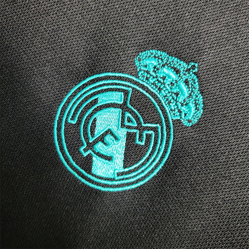 Camiseta Real Madrid Visita Manga Larga Retro 2017/18